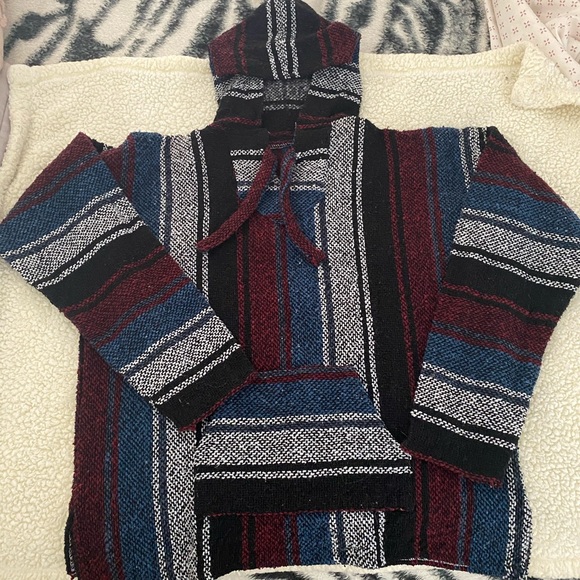 Sweater - Picture 1 of 4